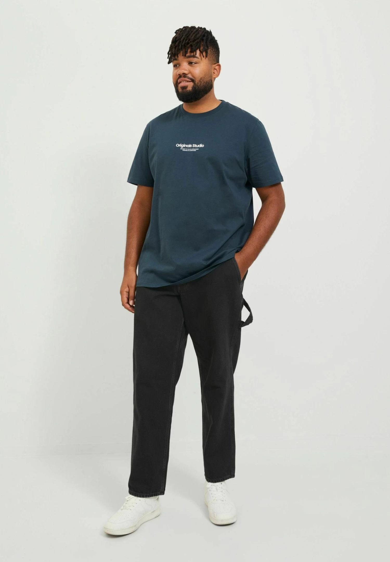 Jack & Jones Relaxed Fit Jeans - Black Denim - Image 2