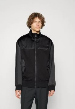Crinkle - Summer Jacket - Black