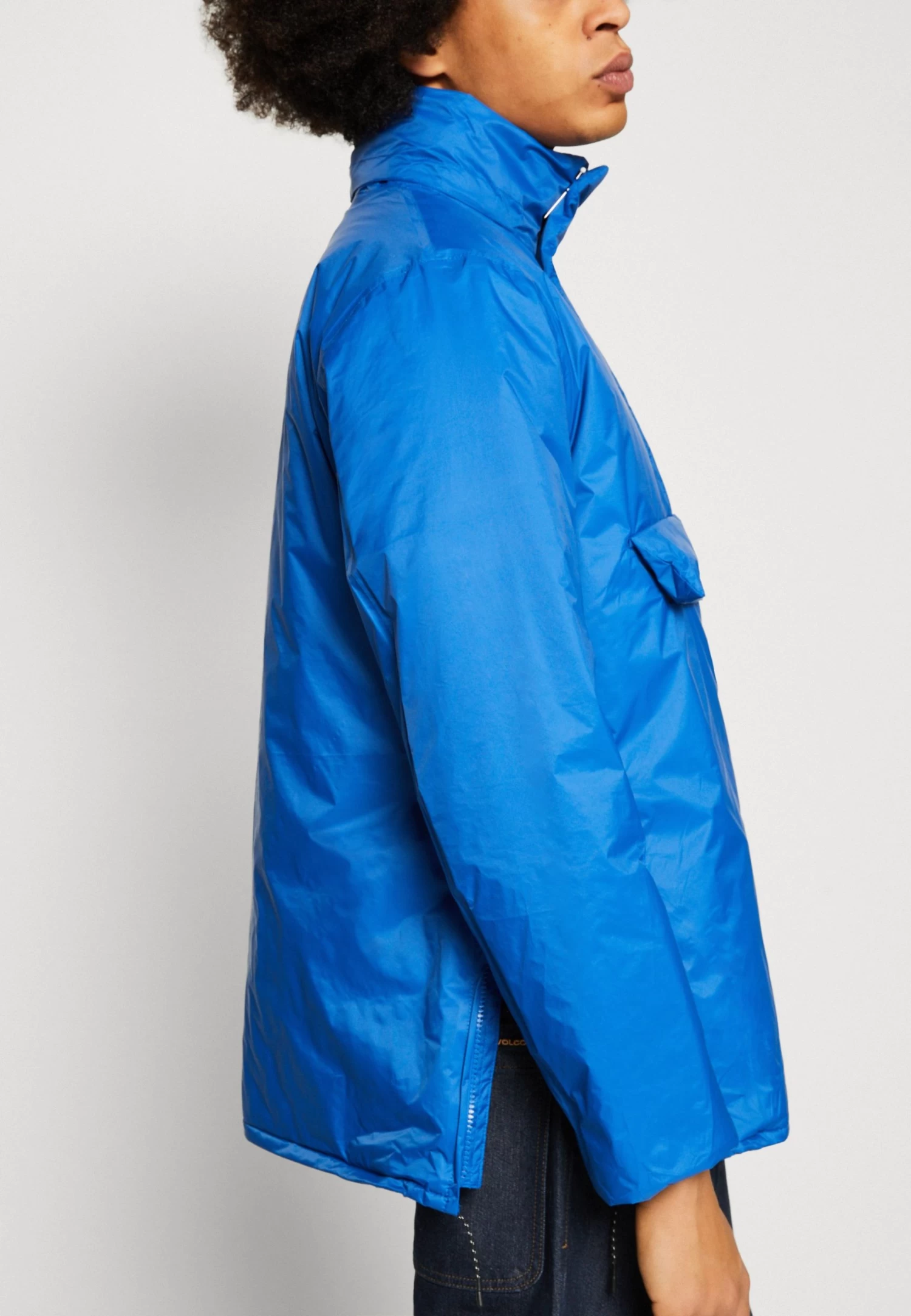 Rains Fuse Anorak Unisex - Light Jacket - Waves - Image 6