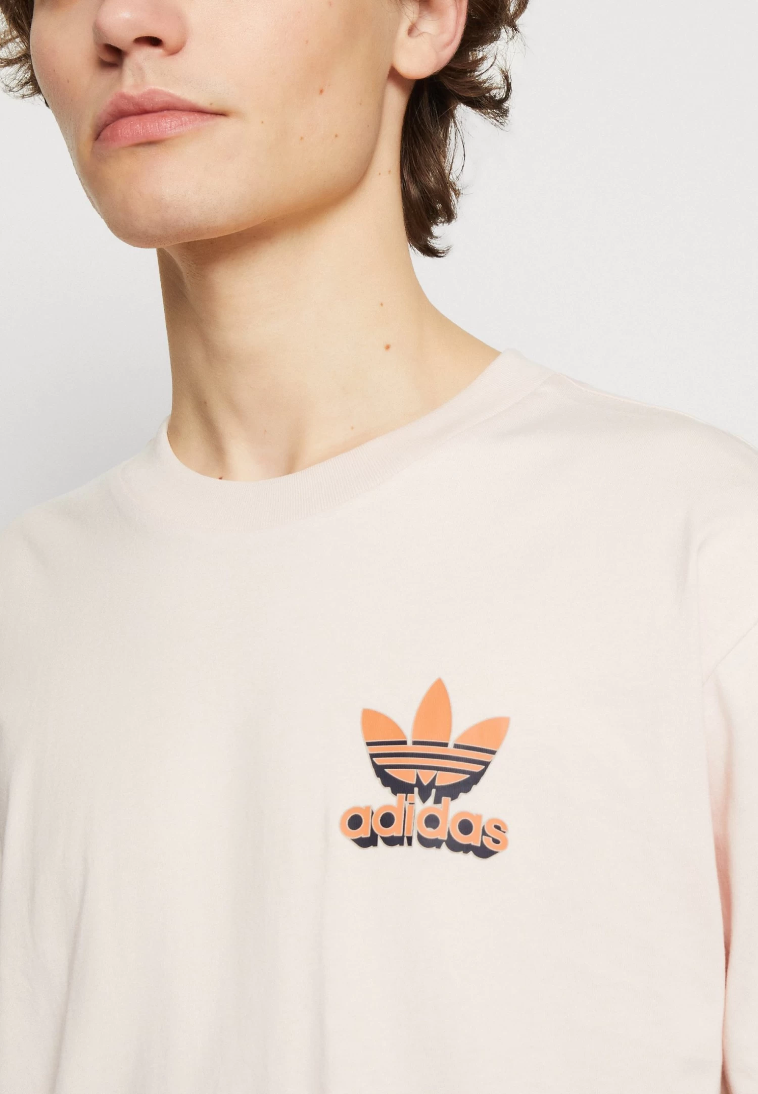 Adidas Originals Tref Tee Unisex - Print T-Shirt - Quartz - Image 6