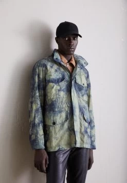 J.Lindeberg Hayes Tie Dye Hiking - Short Coat - Aloe