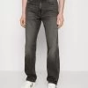 Wrangler Frontier - Straight Leg Jeans - Dark Rose