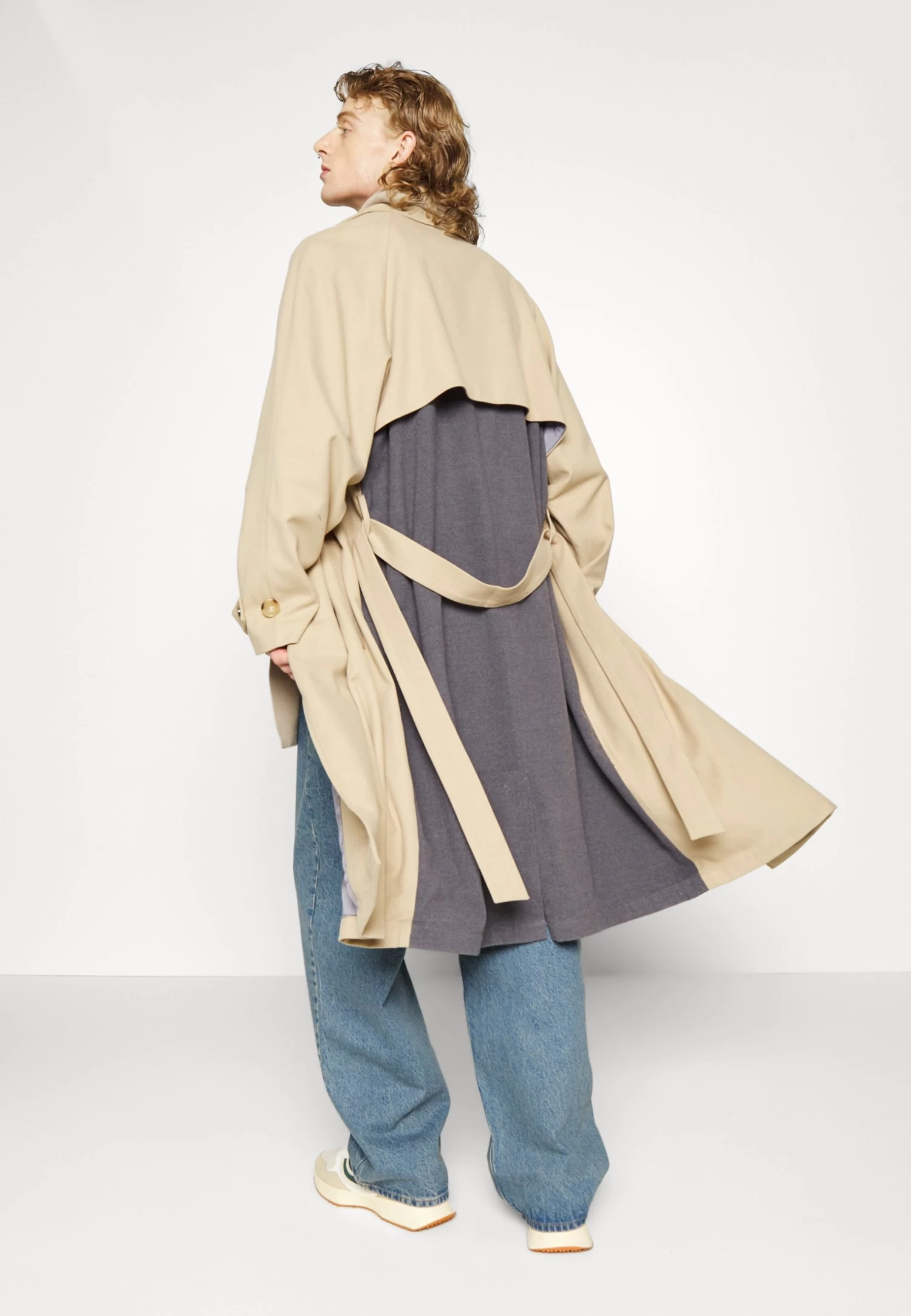 Coat - Classic Coat - Beige - Image 5