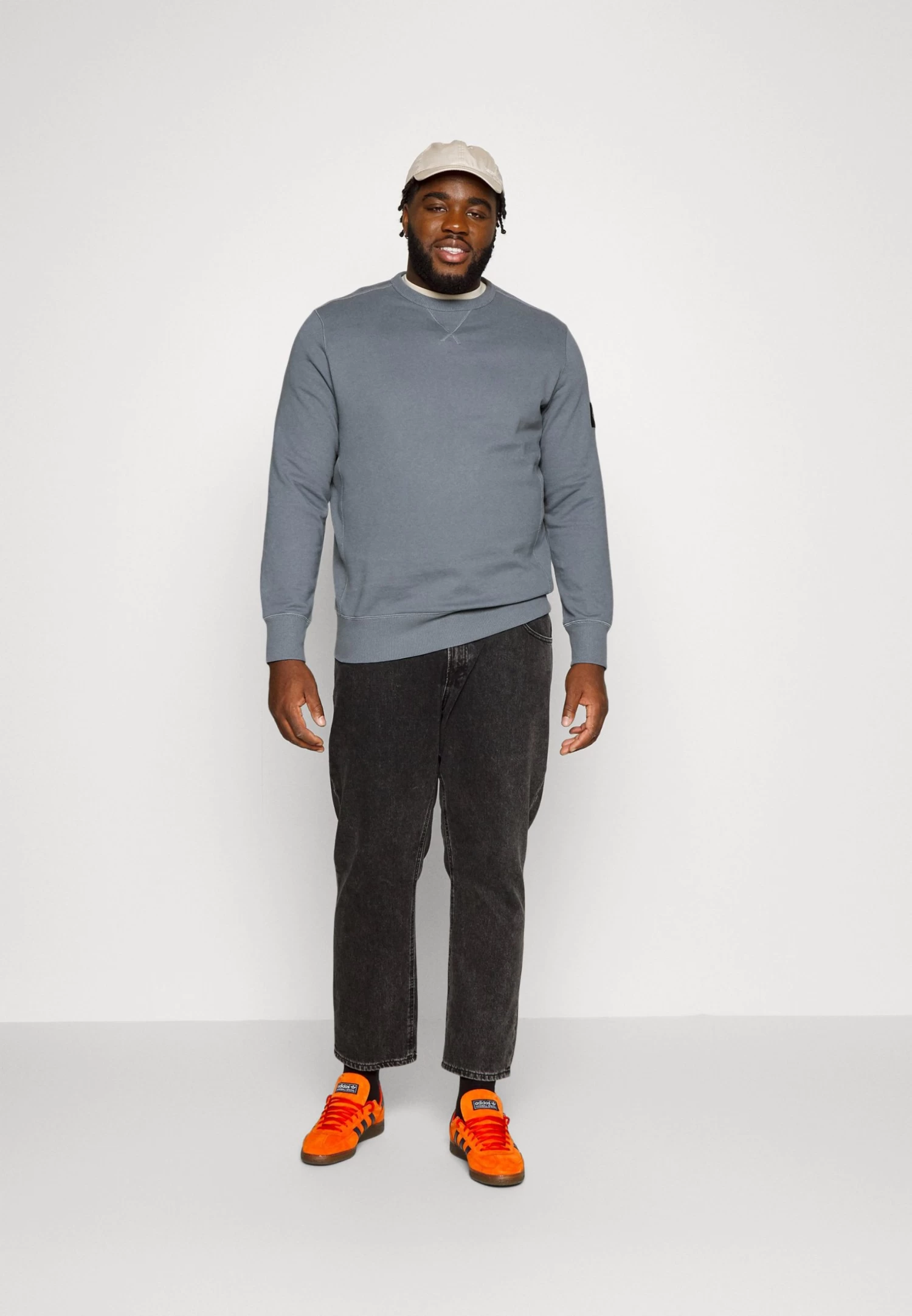 Monogram Sleeve Badge - Sweatshirt - Overcast Grey - Image 2