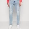 Volcom Vorta - Straight Leg Jeans - Heavy Worn Faded