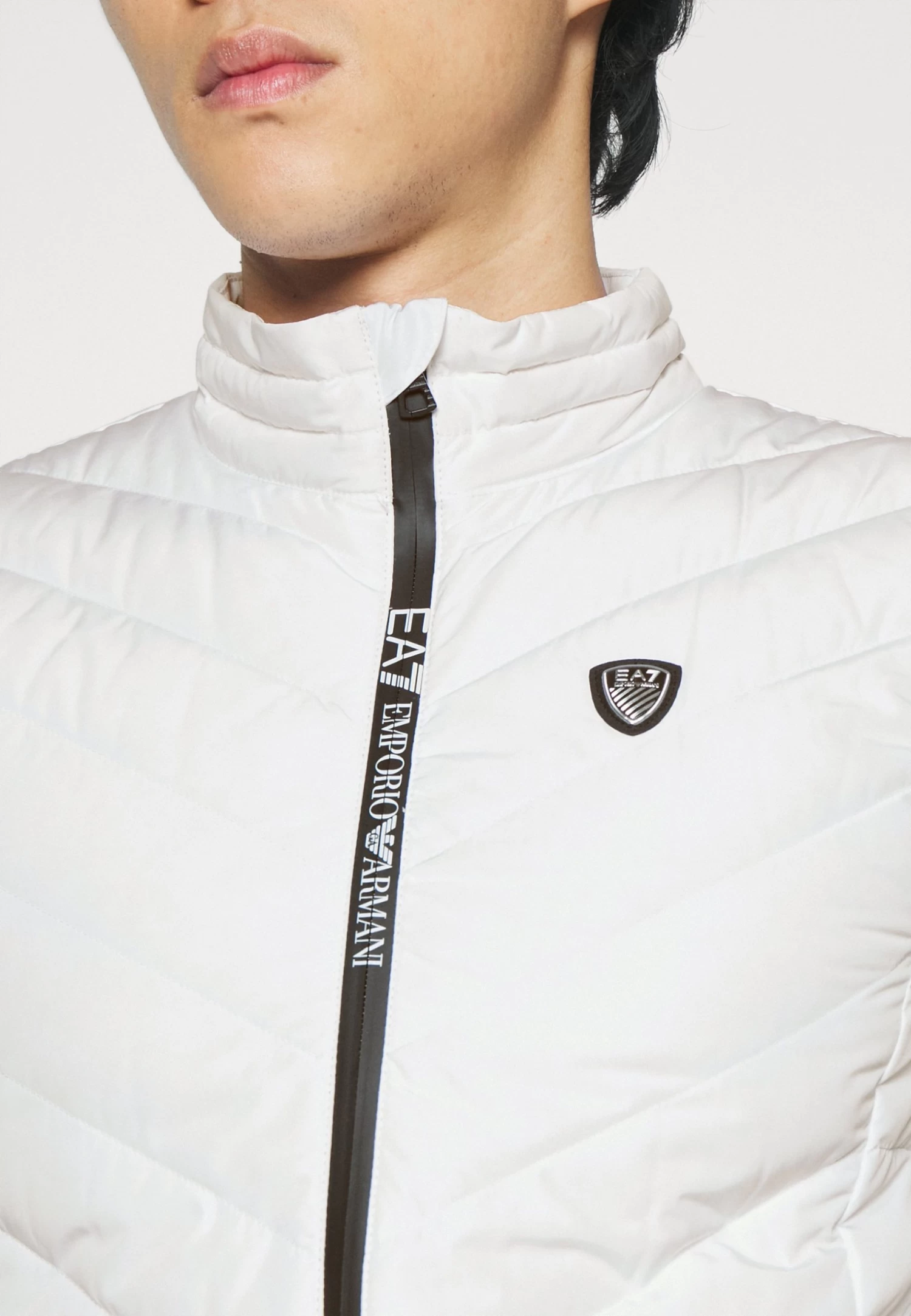 EA7 Emporio Armani Waistcoat - Waistcoat - White - Image 6