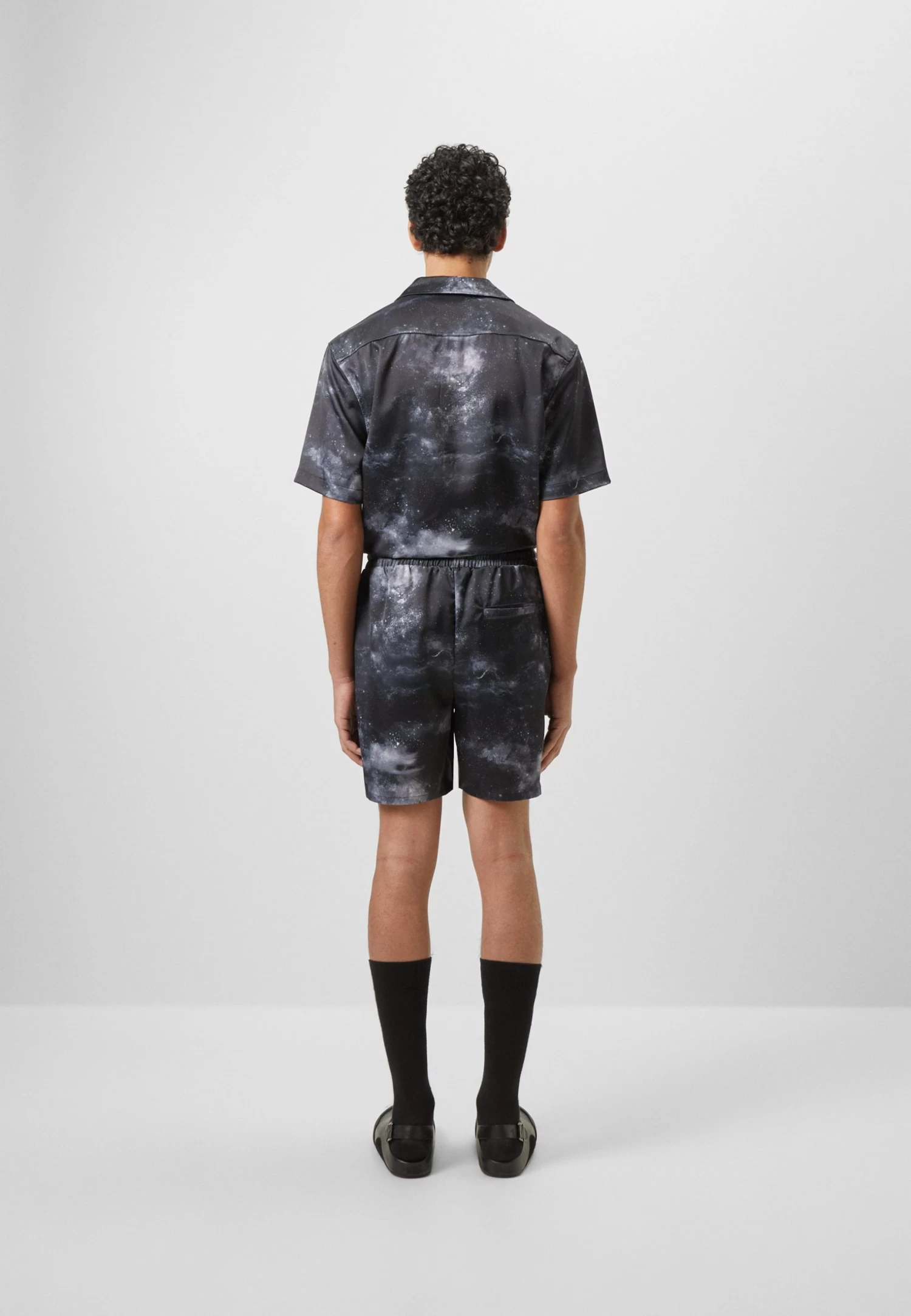 Han Kjøbenhavn Printed Summer Short Sleeve - Shirt - Grey - Image 3