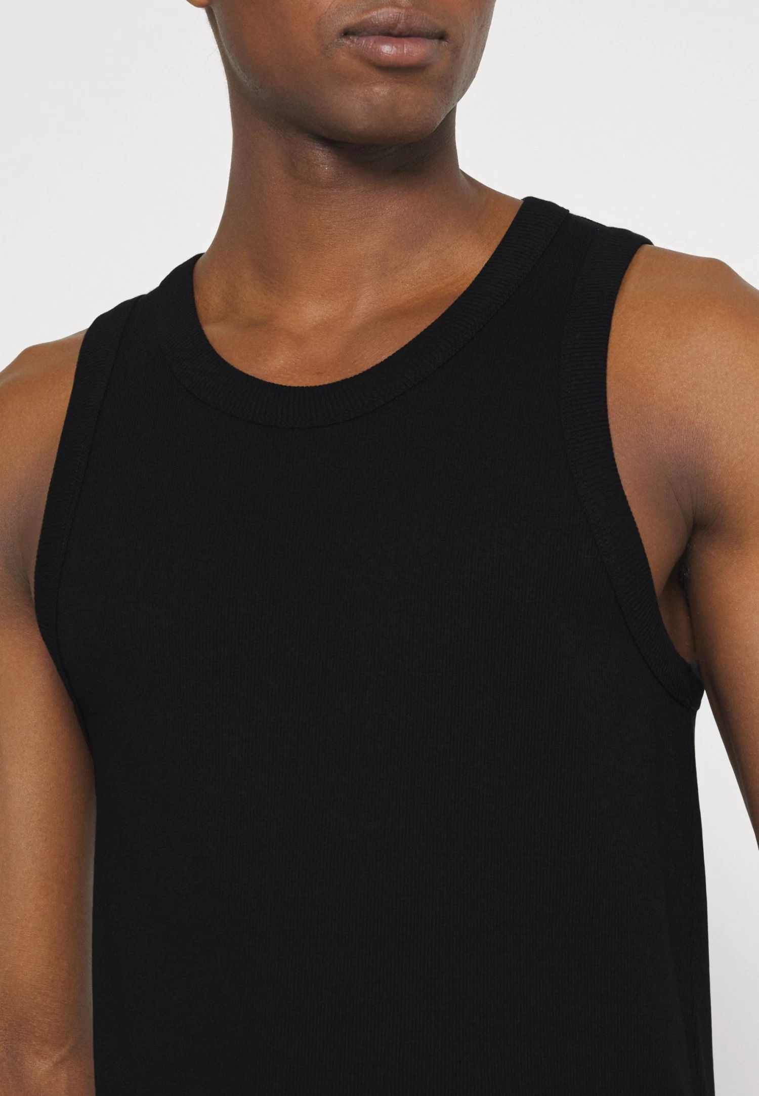 DRYKORN Nathan - Top - Black - Image 5