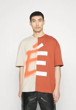 ETUDES Spirit Cut Up- Print T-Shirt - Brown