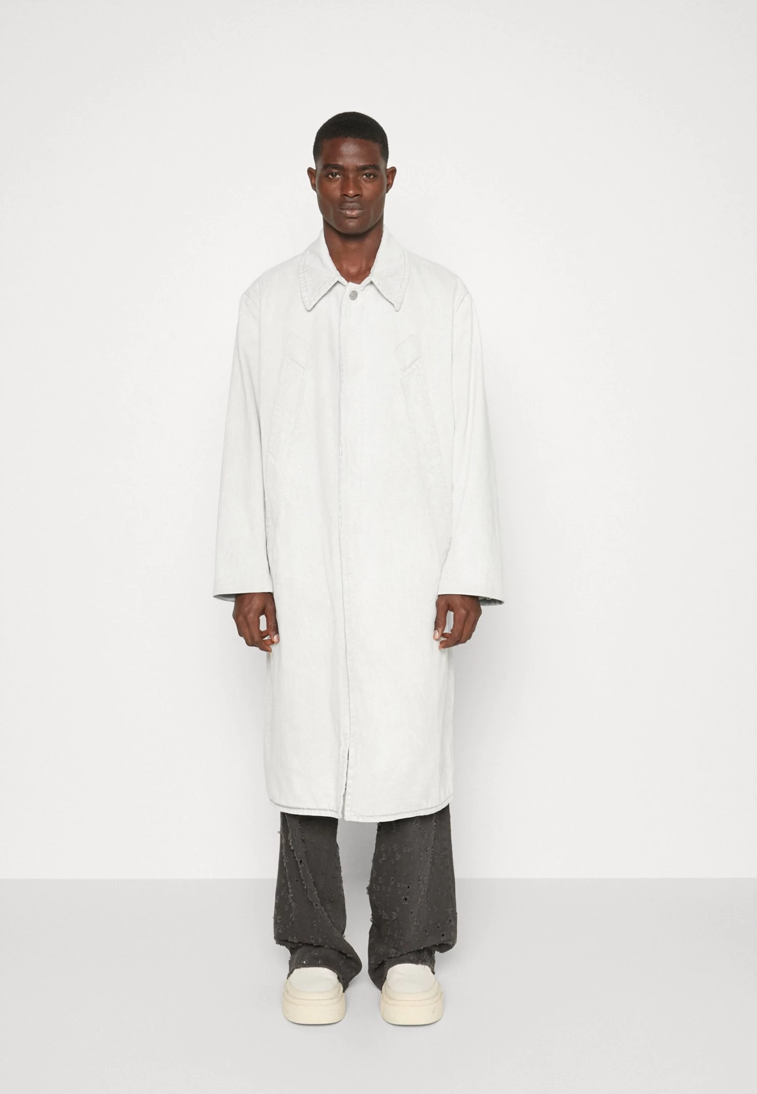 MM6 Maison Margiela Unisex - Trenchcoat - White - Image 3