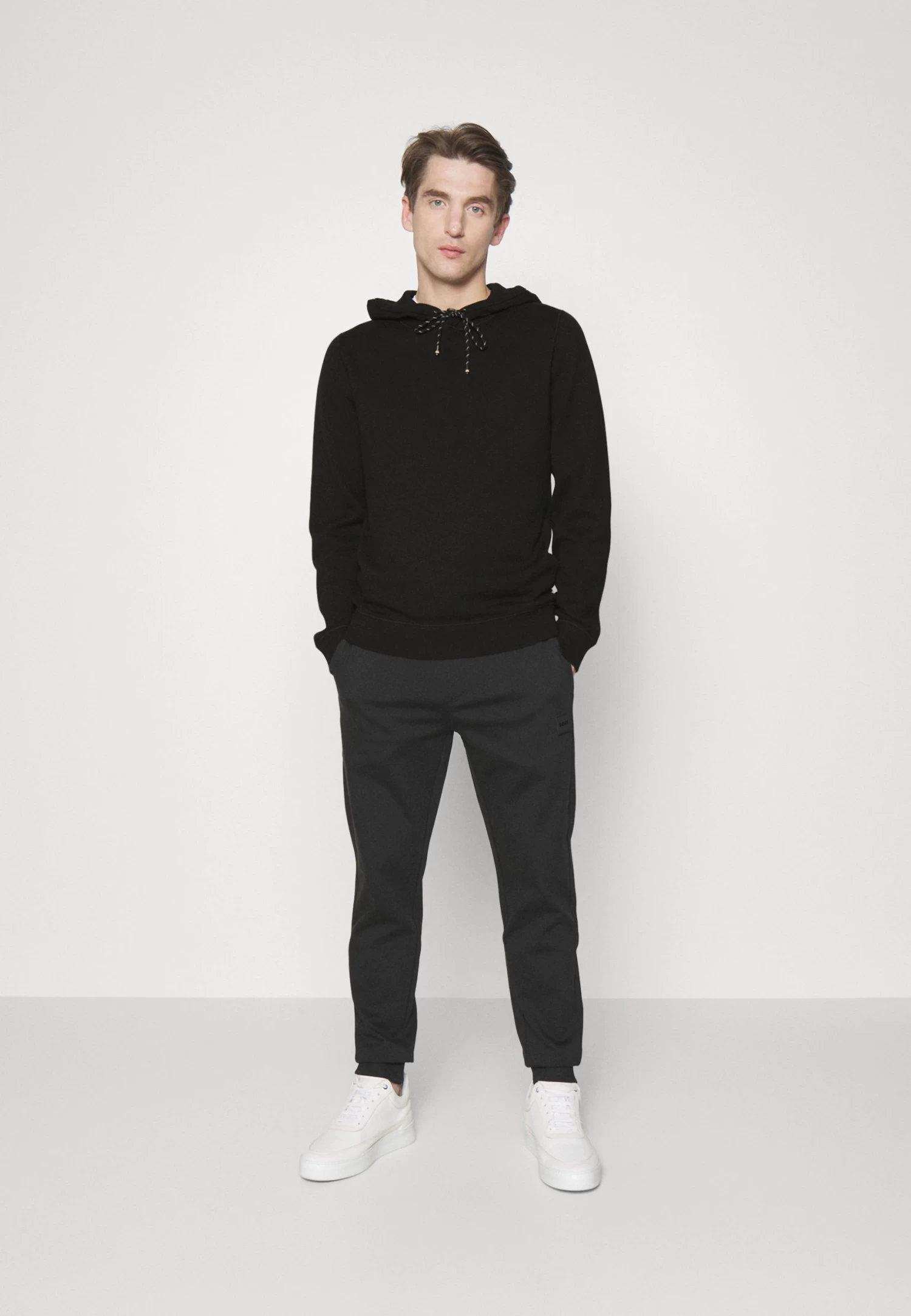 Boss Fivo - Sweatshirt - Black - Image 2