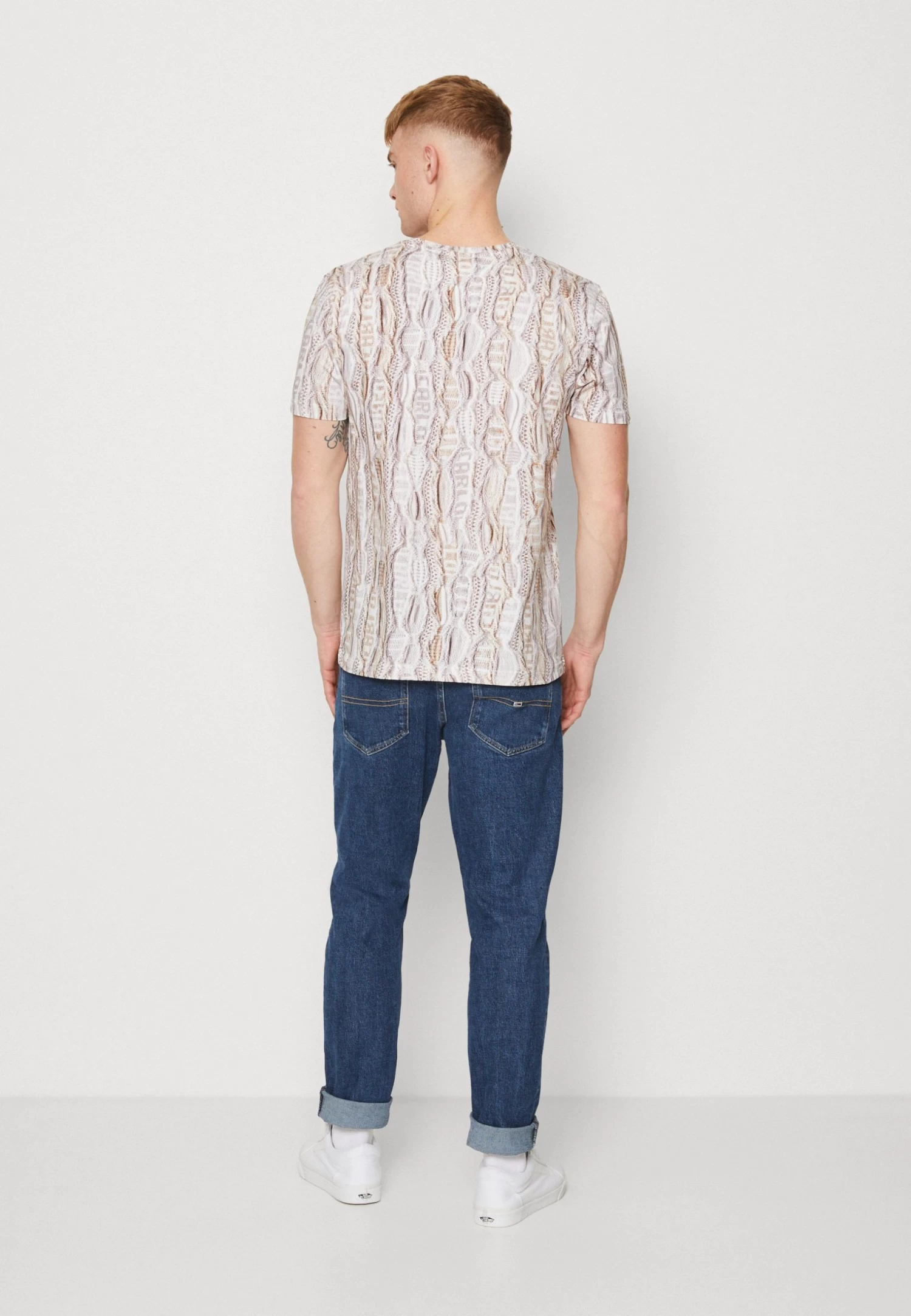 CARLO COLUCCI Unisex - Print T-Shirt - Beige/Offwhite/Grey/Brown - Image 3