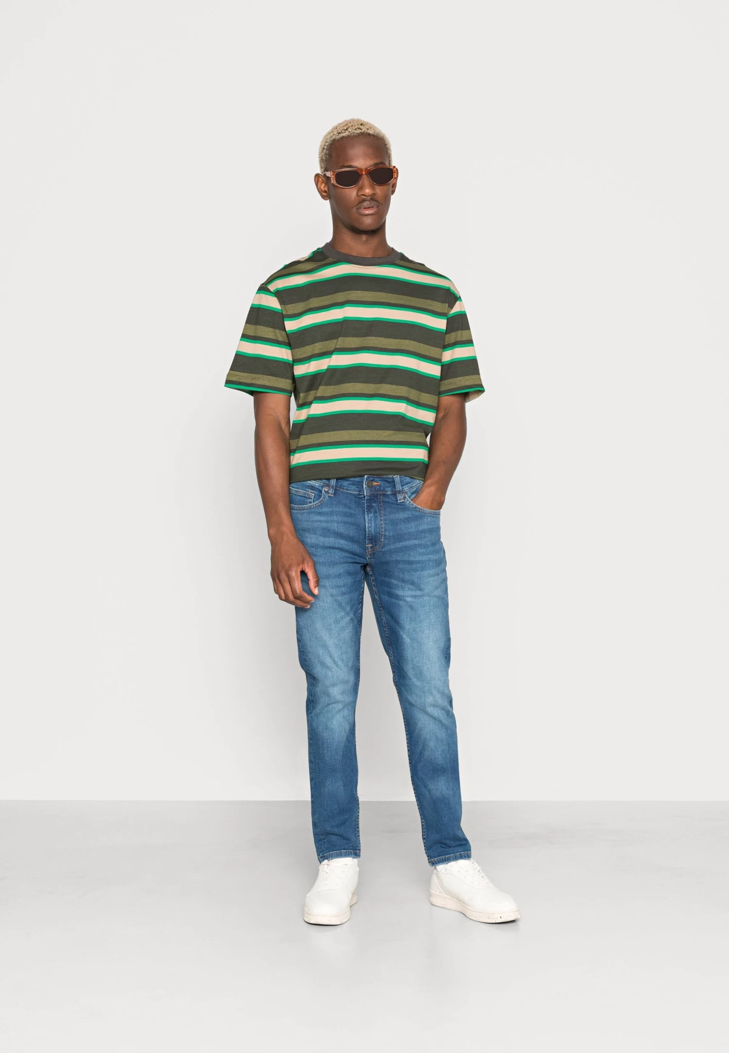 Only & Sons Onsloom - Slim Fit Jeans - Blue Denim - Image 2