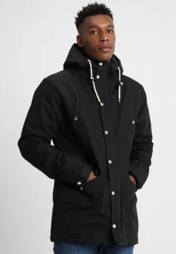Revolution Jacket - Winter Coat - Black