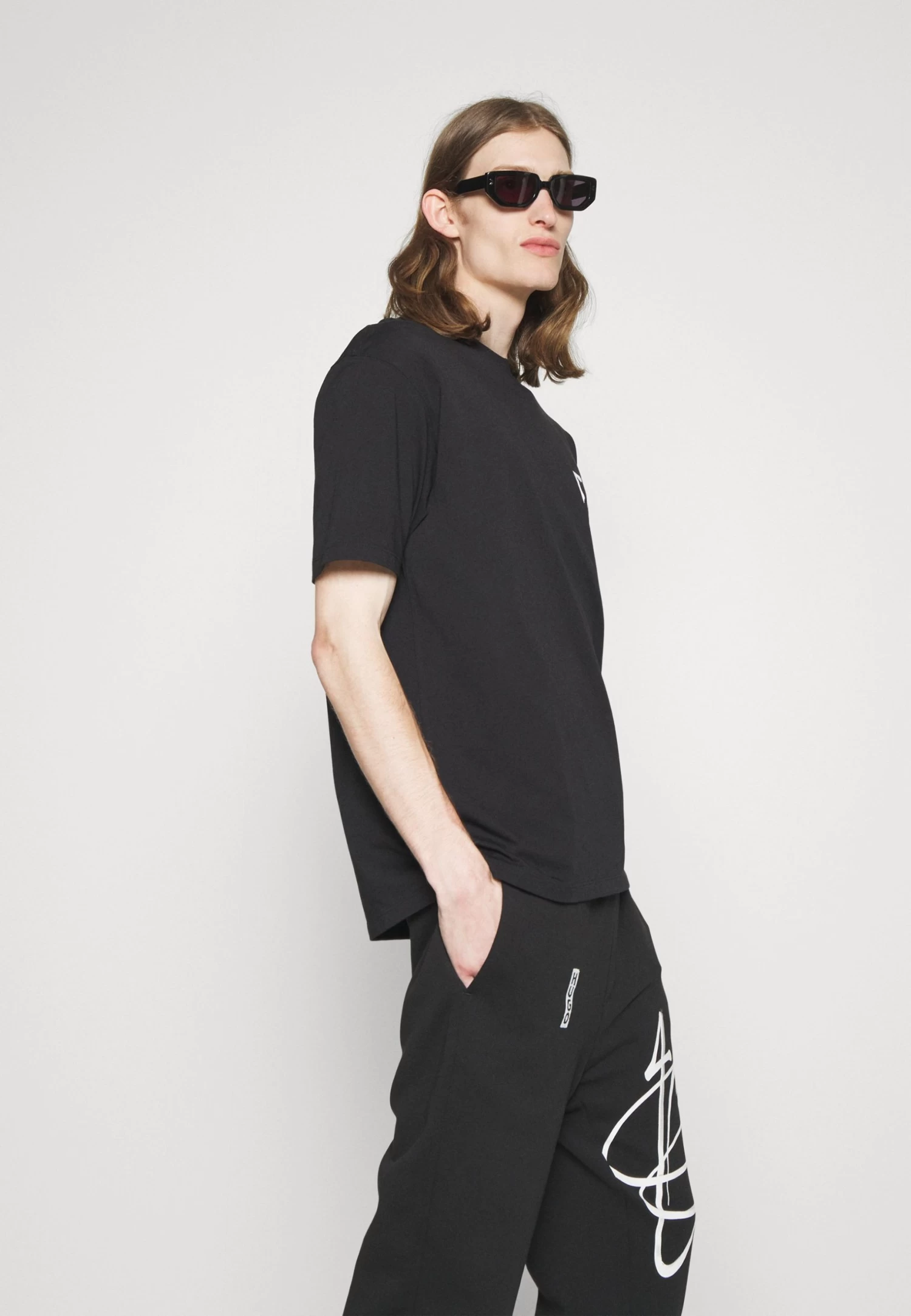 Hugo Dampeggio - Print T-Shirt - Black - Image 5