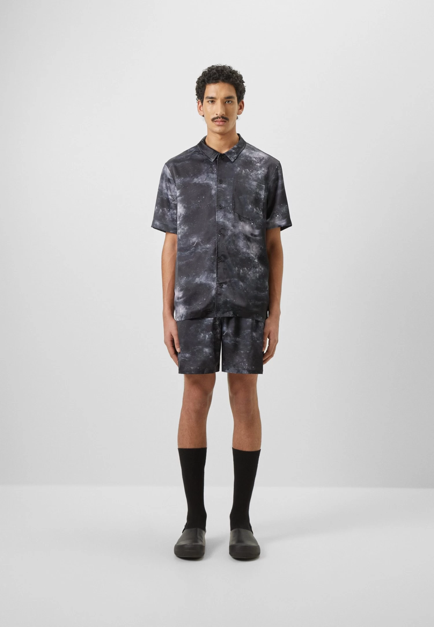 Han Kjøbenhavn Printed Summer Short Sleeve - Shirt - Grey