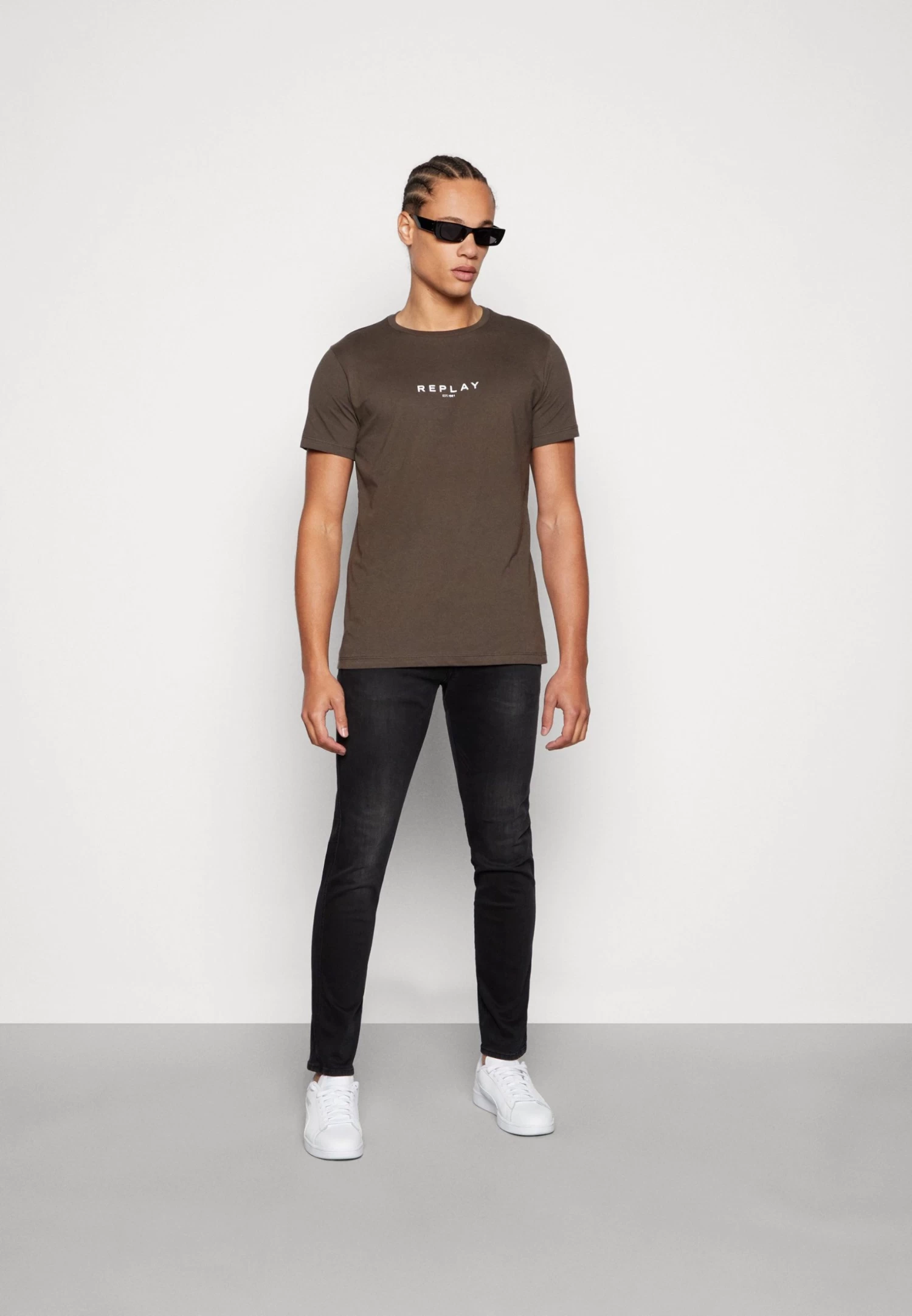 Replay Anbass- Slim Fit Jeans - Black - Image 2