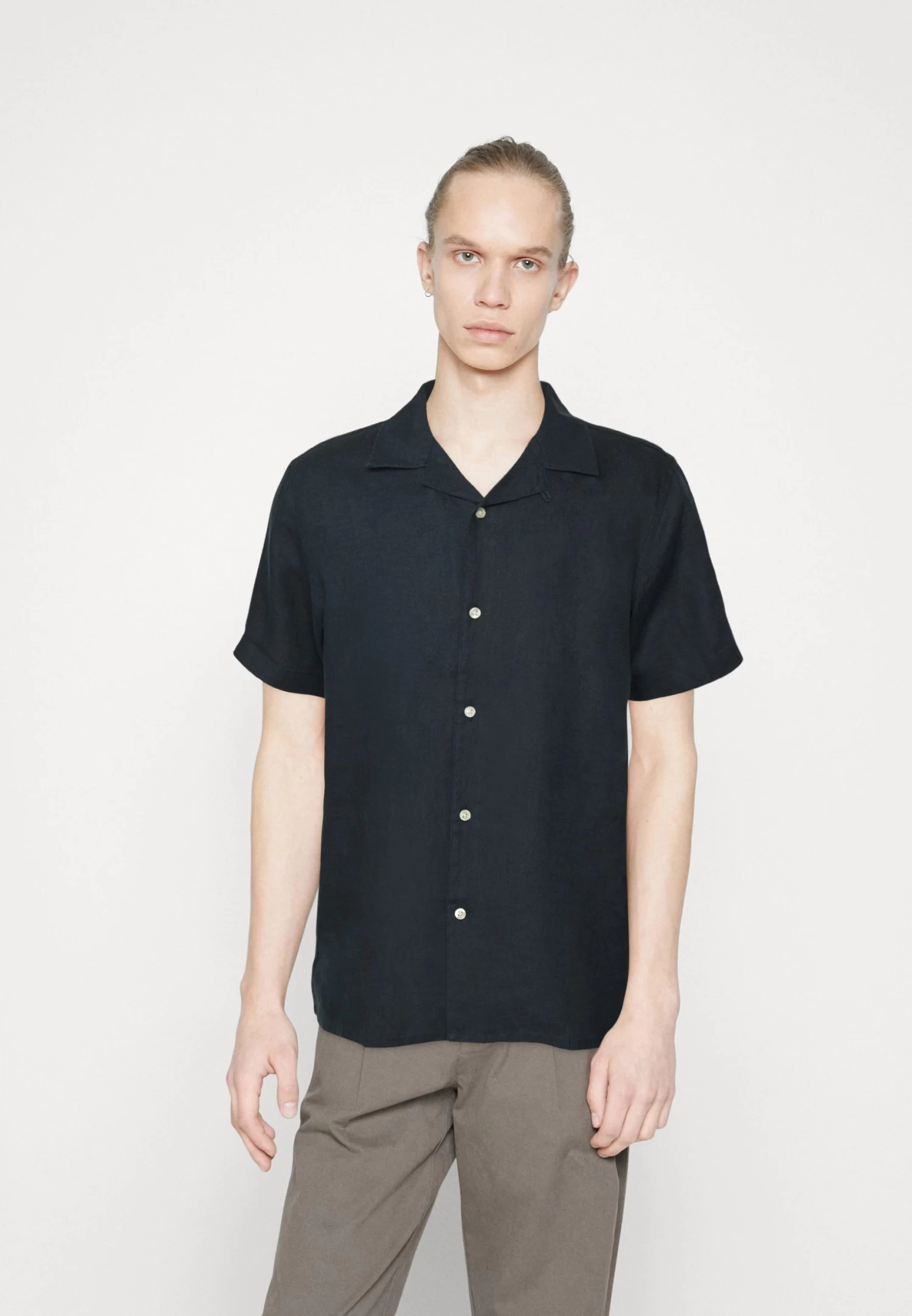 Box Fit Short Sleeved - Shirt - Dark Blue