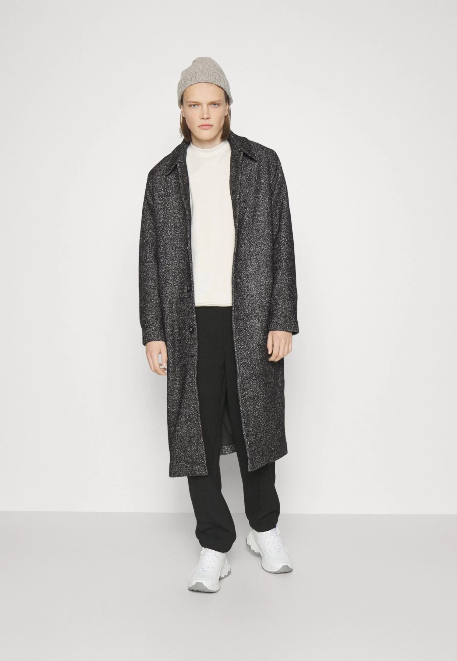 Holzweiler Eros Salt And Pepper Coat - Classic Coat - Black Mix - Image 2