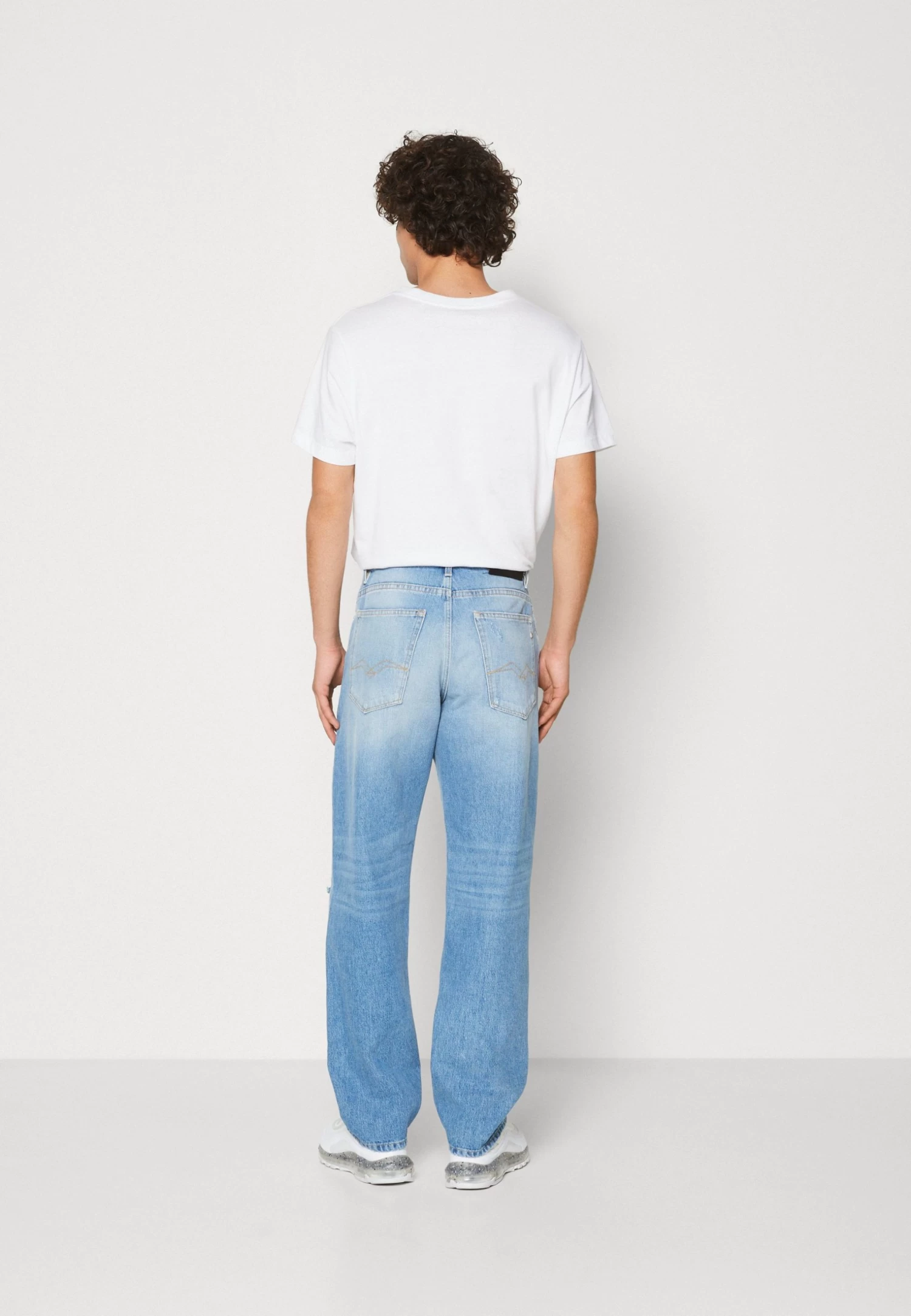 Replay Relaxed Fit Jeans - Medium Blue - Image 3