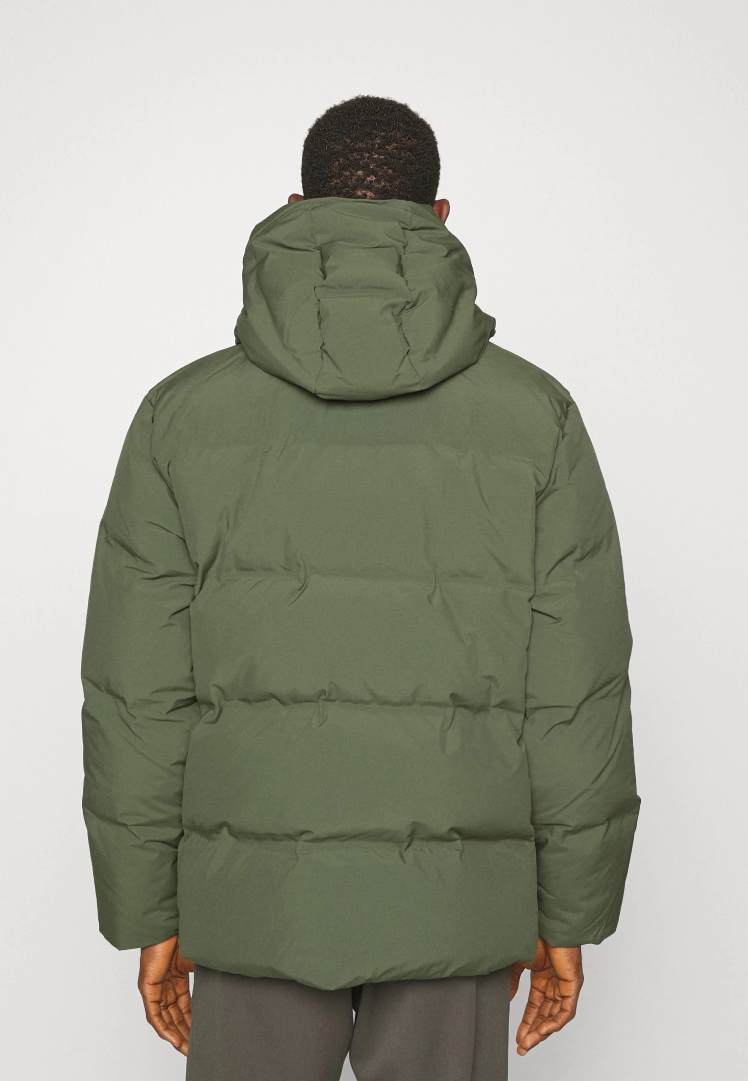 Holzweiler Dovre Jacket - Down Jacket - Army - Image 3