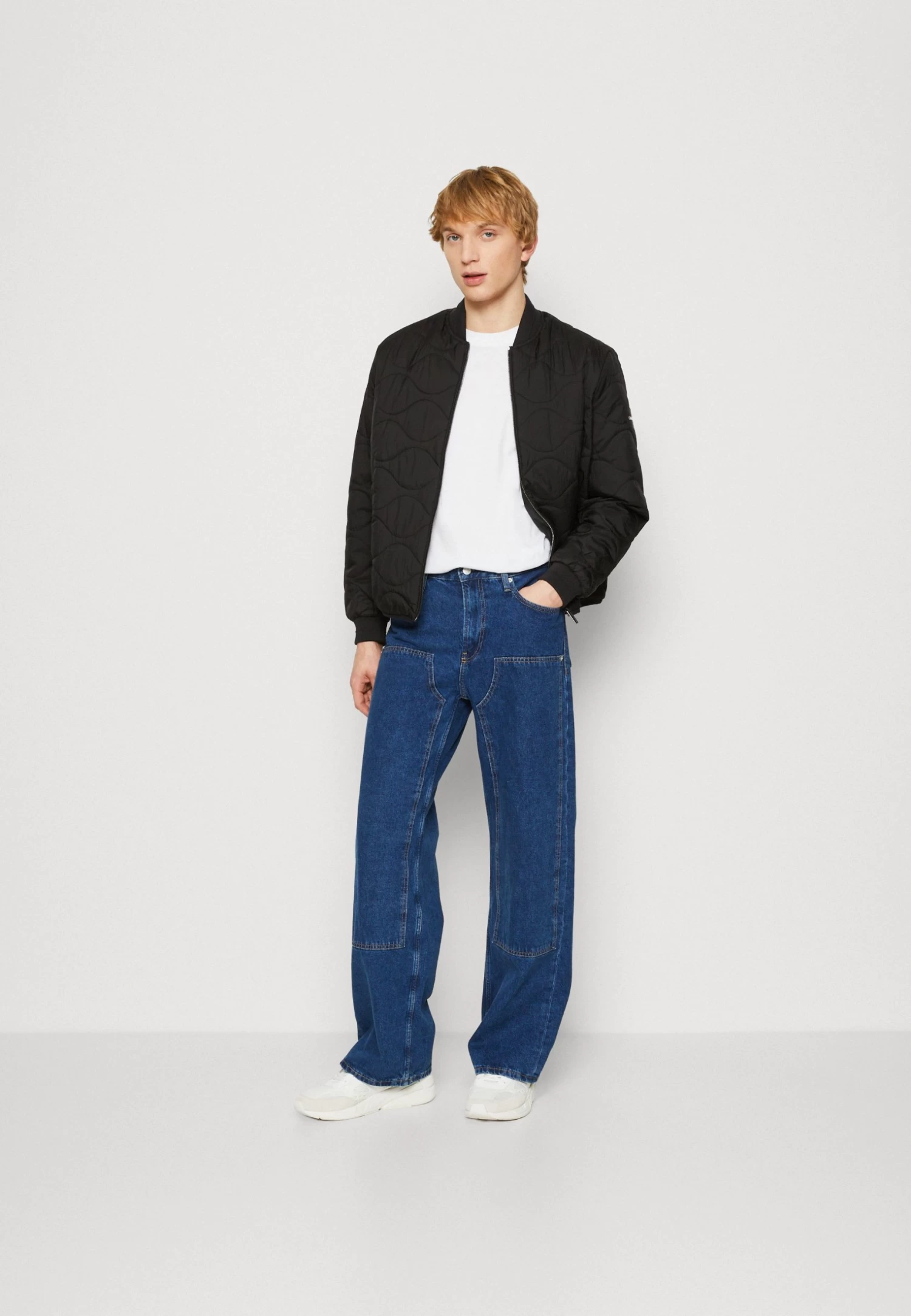 Calvin Klein Jeans 90S Loose - Relaxed Fit Jeans - Denim Dark - Image 2