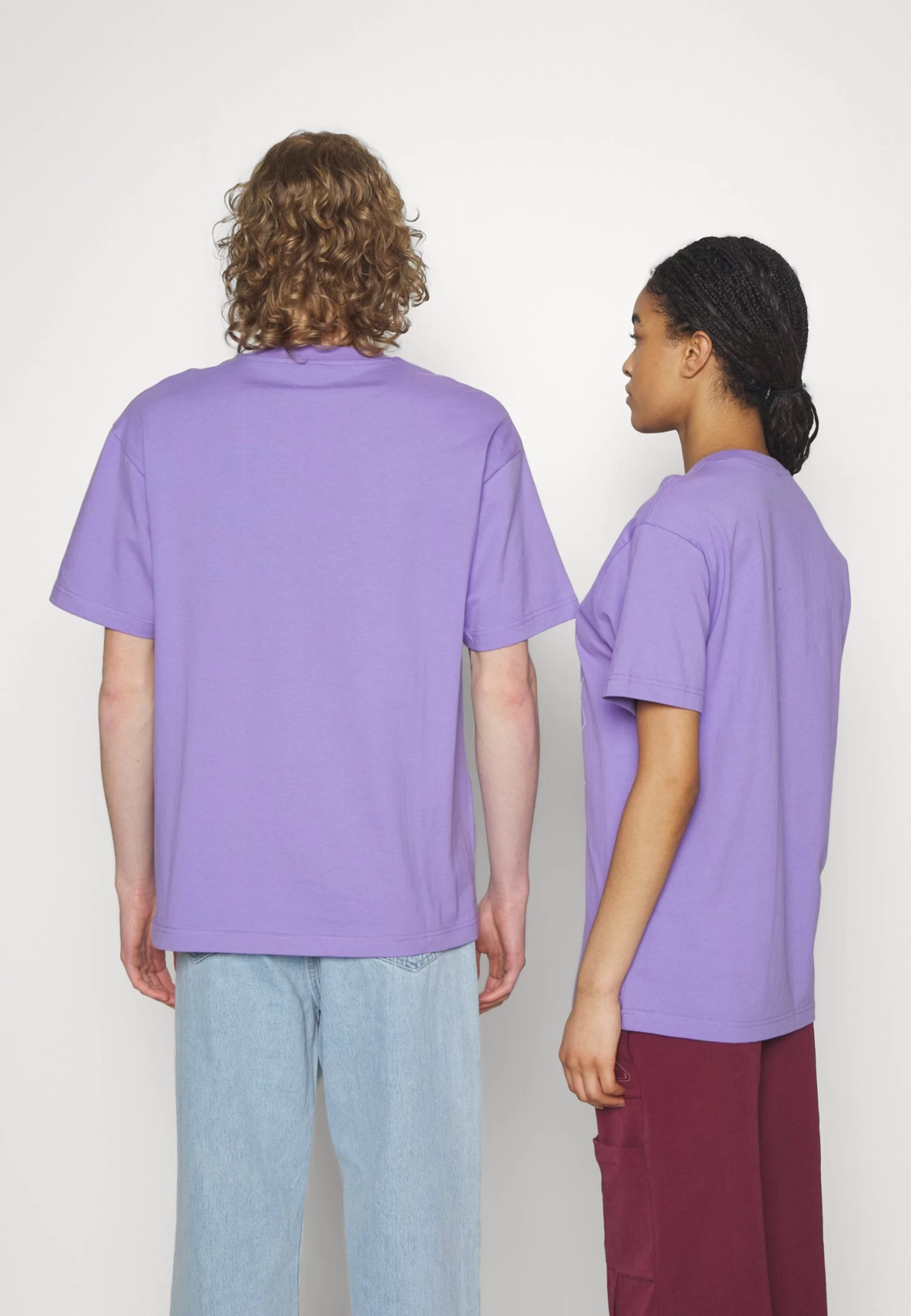 Santa Cruz Grid Stacked Unisex - Print T-Shirt - Soft Purple - Image 3