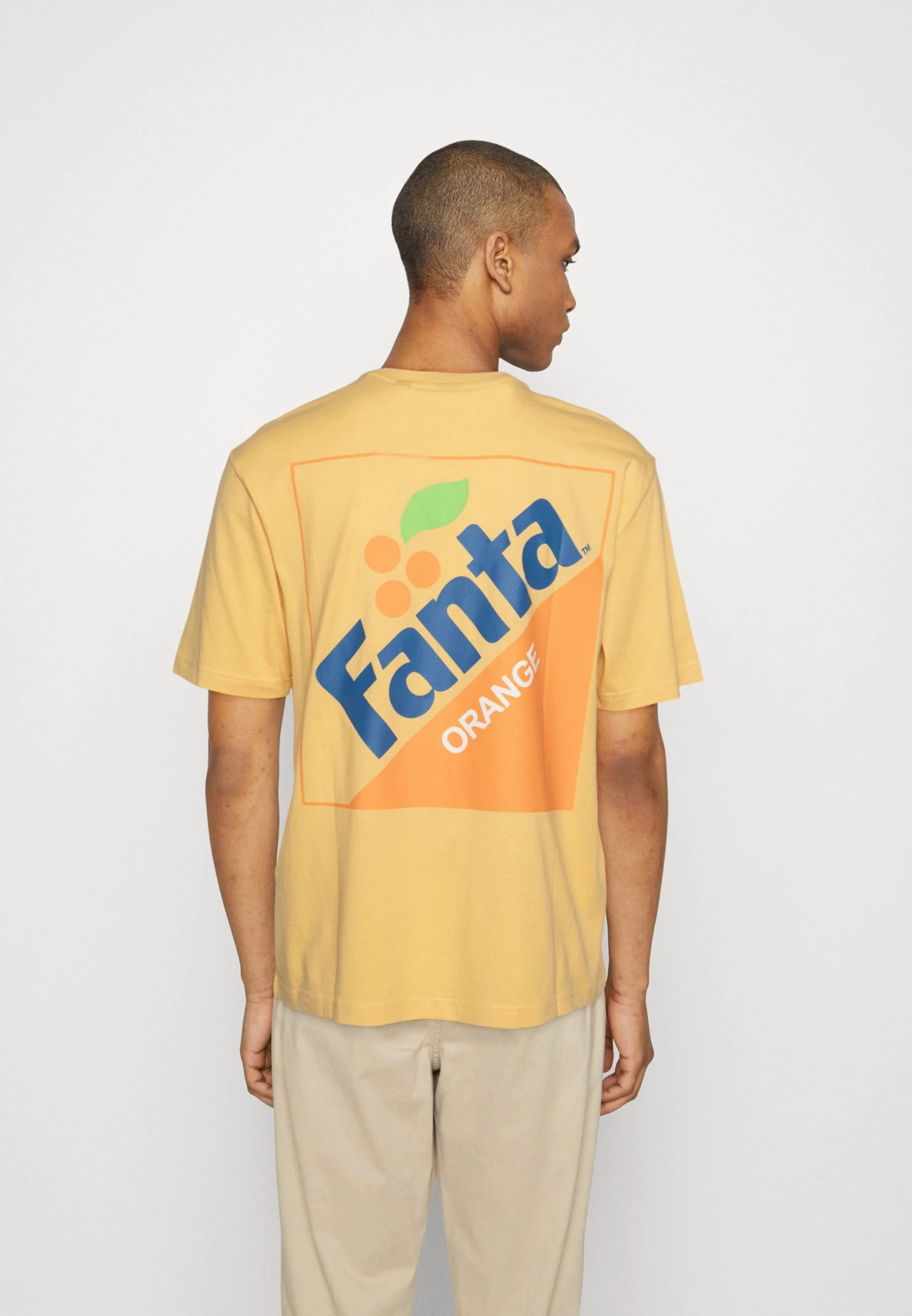 Only & Sons Onssoda Rlx Ss- Print T-Shirt - Cornsilk - Image 3