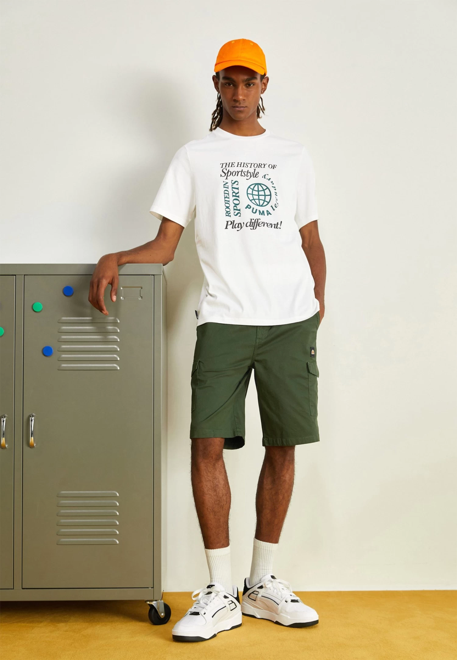 Puma Graphics Legacy Archive Tee - Print T-Shirt - Warm White - Image 2