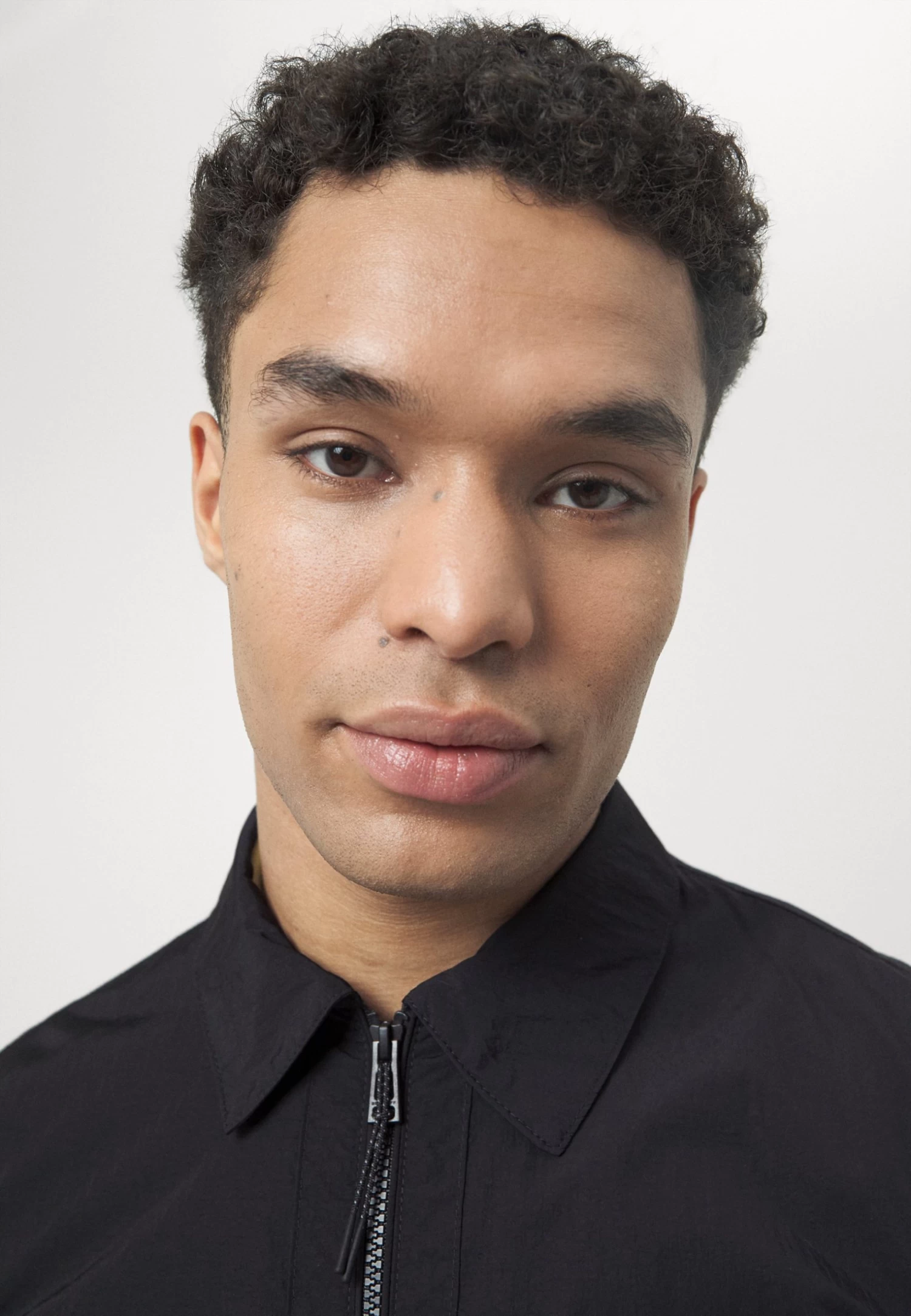 BELSTAFF Rift - Light Jacket - Black - Image 4